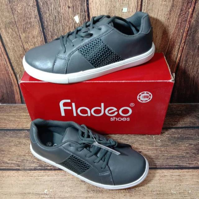 SEPATU SNEAKERS WANITA (Fladeo Sport) ABU - FS23