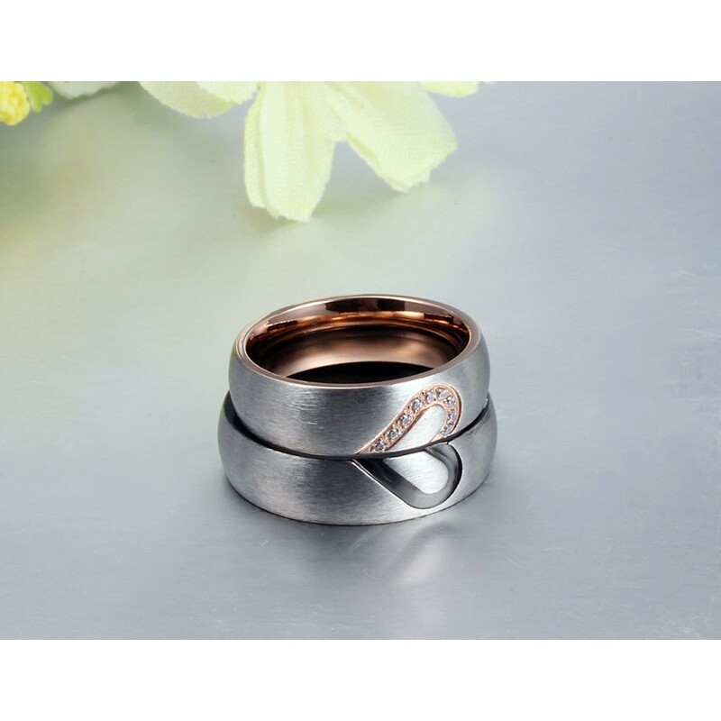 SALE Cincin Couple / Tunangan / Nikah / Pasangan / Titanium C004 Anti Karat obral