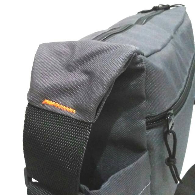Tas Selempang Pria Casual Slingbag Cowok Model Terbaru