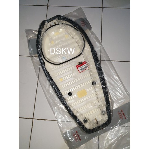 SADEL JOK ASSY REVO FIT ORIGINAL HONDA AHM 77200-KWW-A80