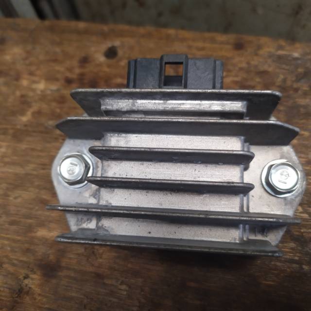 Kiprok kiprop legulator honda cbr 150 led facelift