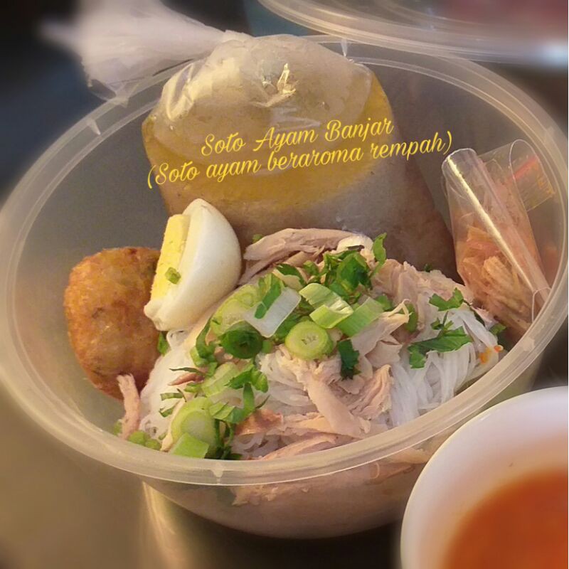 

SOTO BANJAR (SOTO AYAM BERAROMA REMPAH)