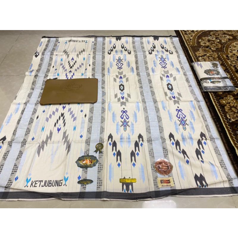 Sarung Ketjubung Sutra SSG 210