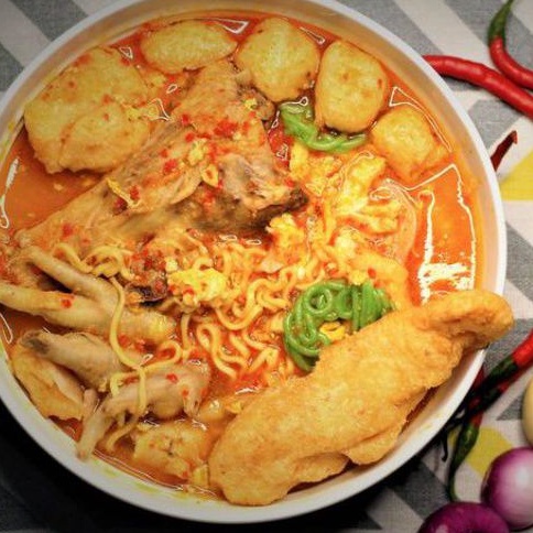 

seblak nyiiti seuhah enak dan nagih