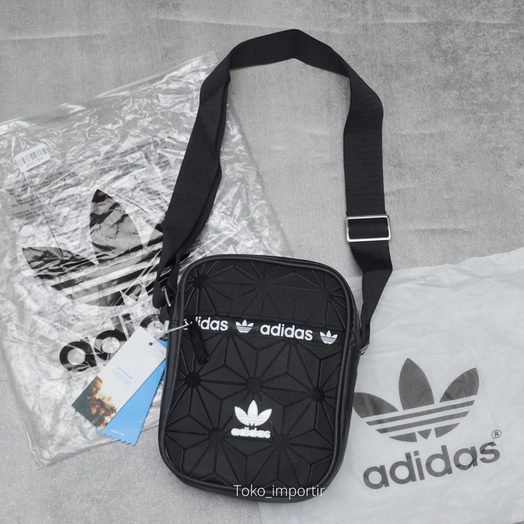Tas Selempang Mini Adidas Issey Miyake