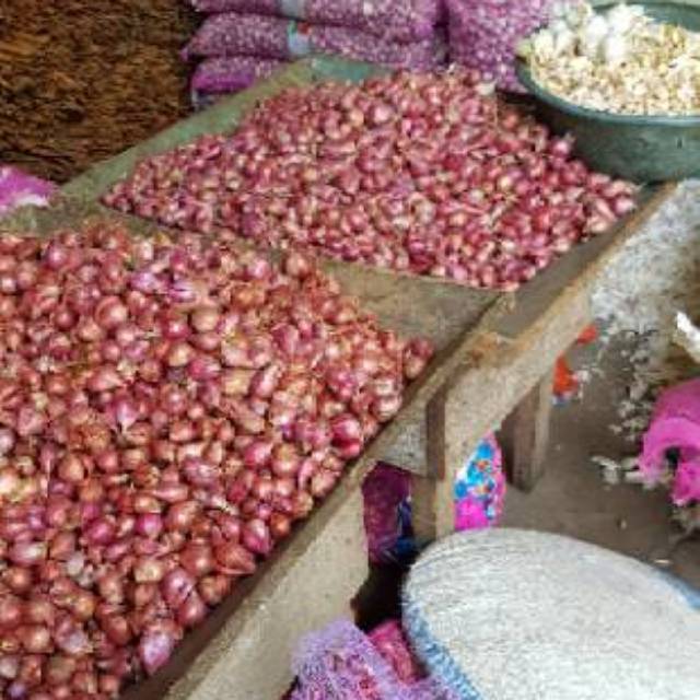 

Bawang Merah BREBES Sedang 1kg