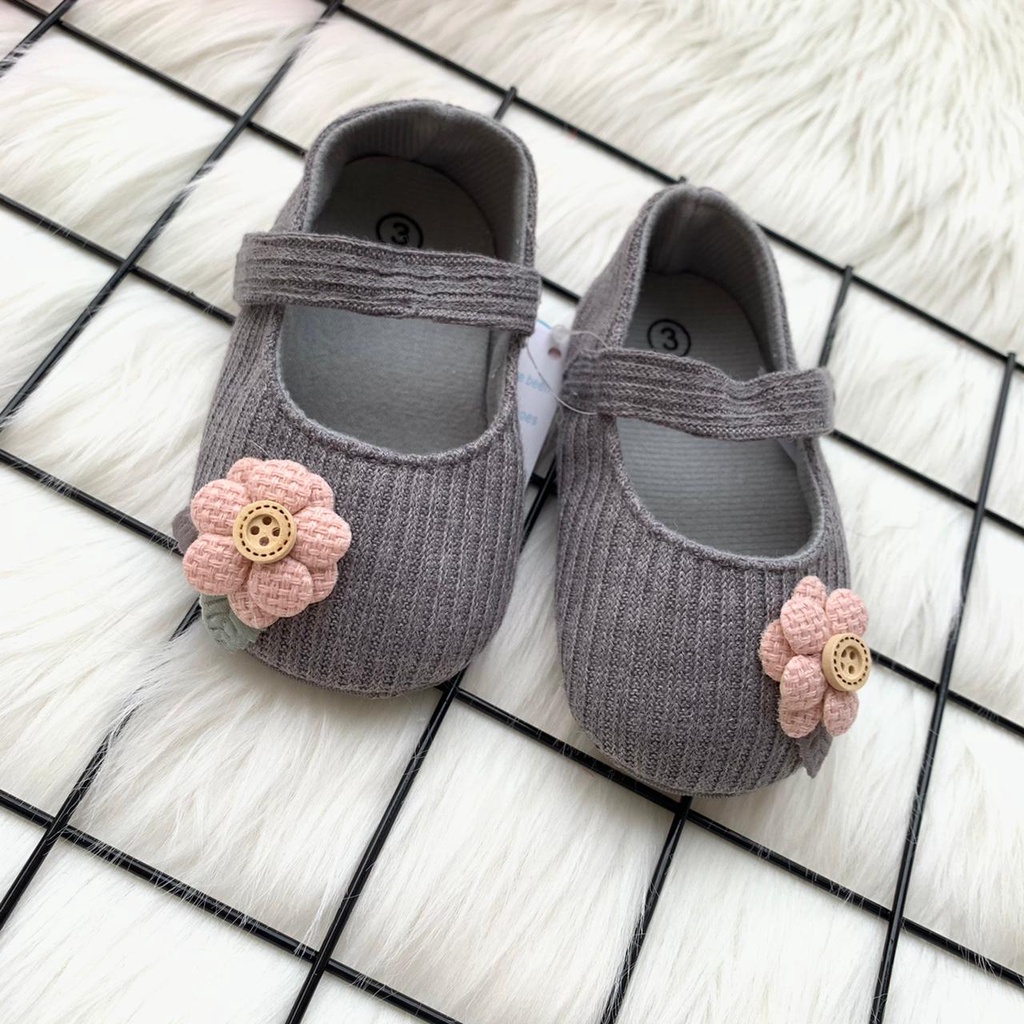 Sepatu flat lucu pergi jalan pesta kondangan party anak bayi perempuan cewek baby girl lil