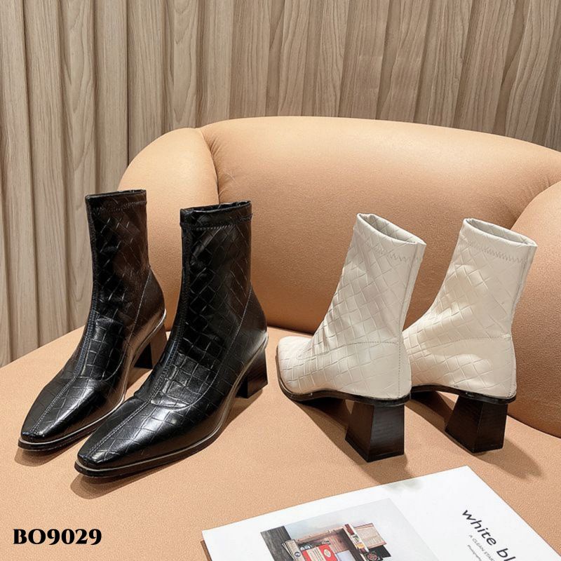 WYN SEPATU BOOTS FLAT KOREA TRENDY BO9029