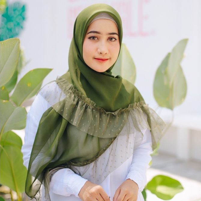 (KJI) HIJAB SQULIA SEGIEMPAT SQUARE TUTU POLYCOTTON