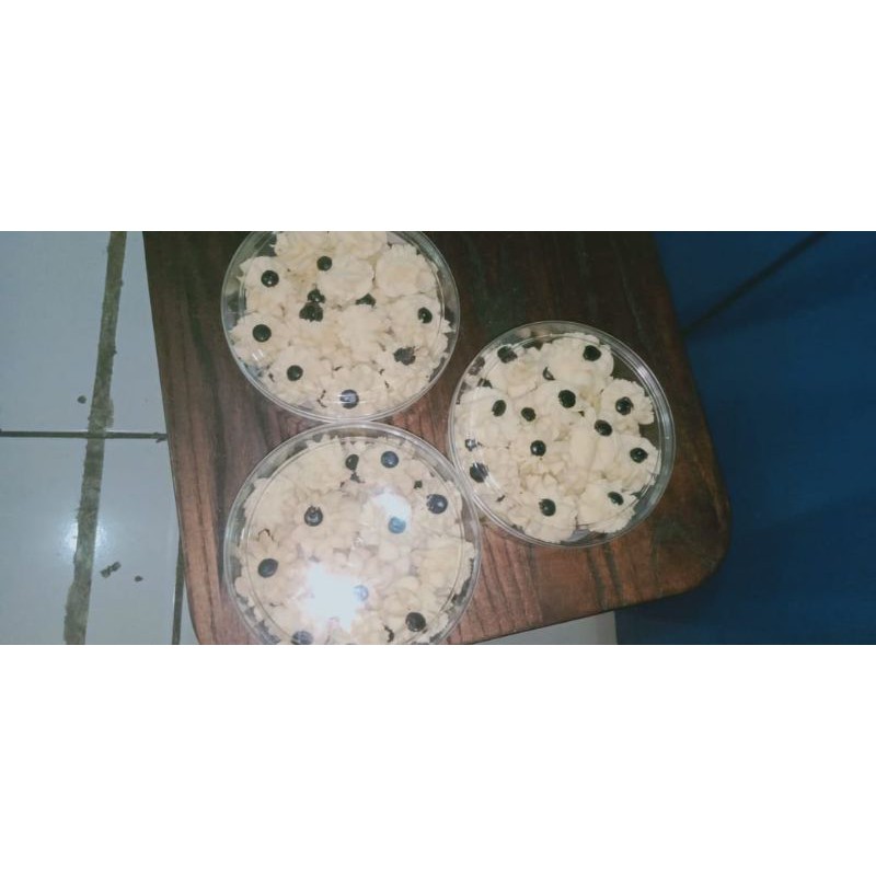 

Kue Semprit Mawar