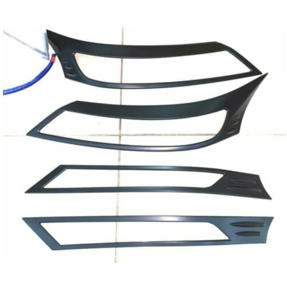 Garnish Lampu Depan Avanza 2018-2020Hitam