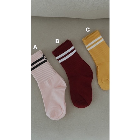 kaos kaki anak / LOE SOCKS