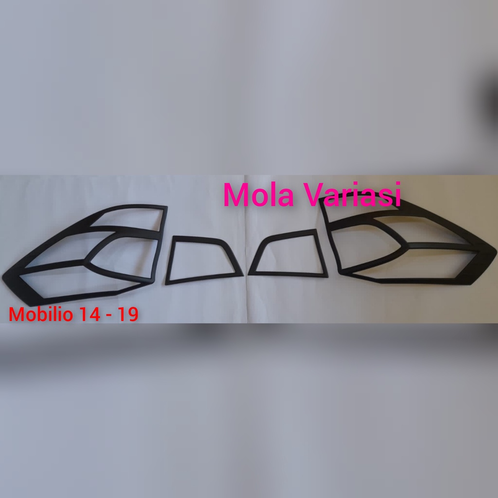 Garnish Cover Lampu Belakang Mobilio 2017 - 2019 Hitam