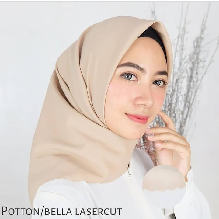 hijab segi empat/bella laser/khimar bella/jilbab bella/kerudung bella/hijab bella polycottoon lasercut 110x110-coksu
