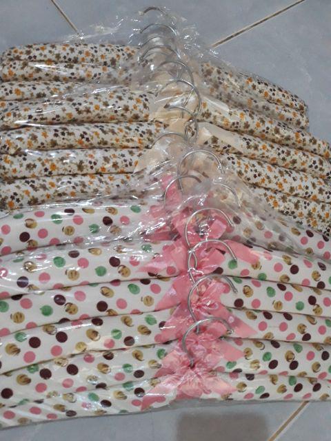 Hanger Busa Motif Display Gantungan Baju Kain Motif Nafisa [hbm]