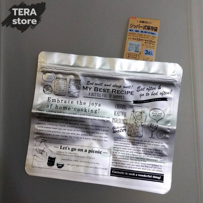 DAISO aluminium storage bag with zipper (3 bh) kantong aluminium