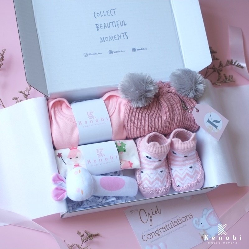Baby Hampers | Kado Lahiran | Hampers Bayi Newborn | Gift Box Baju / Jumper / Topi / Sepatu / Kaos Kaki / Boneka / Slabber Baby [[ Kenobi Box ]]-3