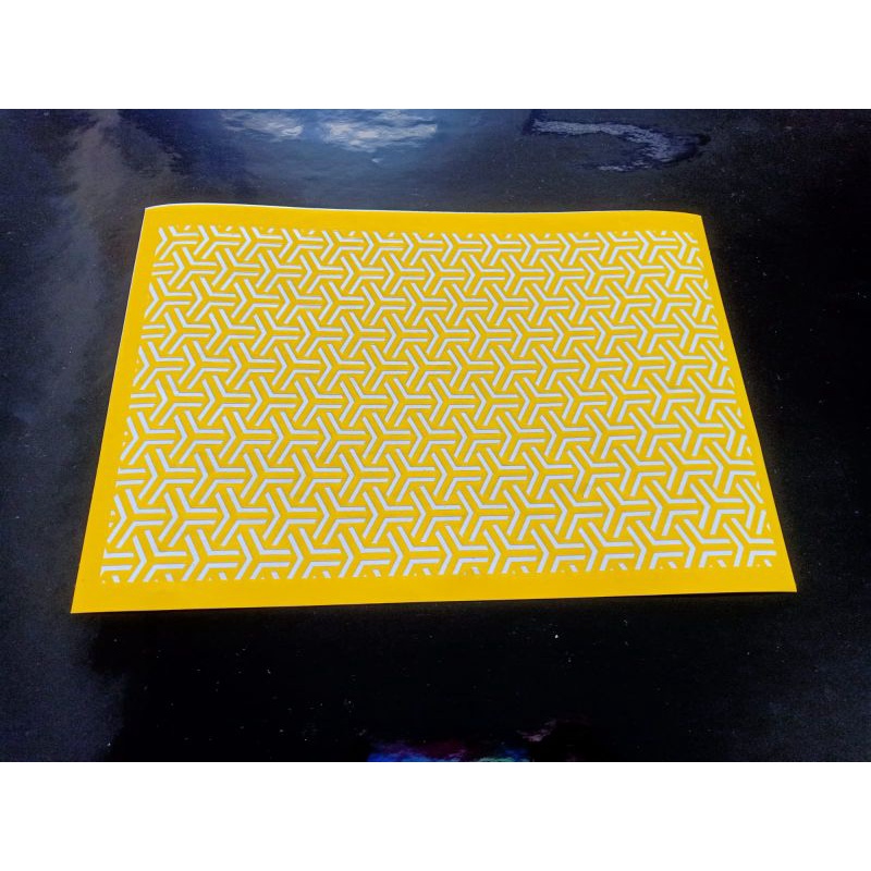 stencil mall airbrush motif huruf Y