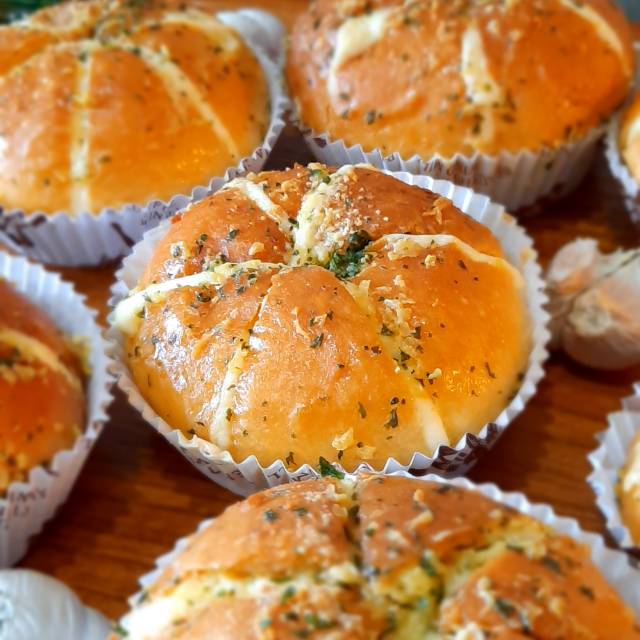 

Korean Garlic Cheese Cream