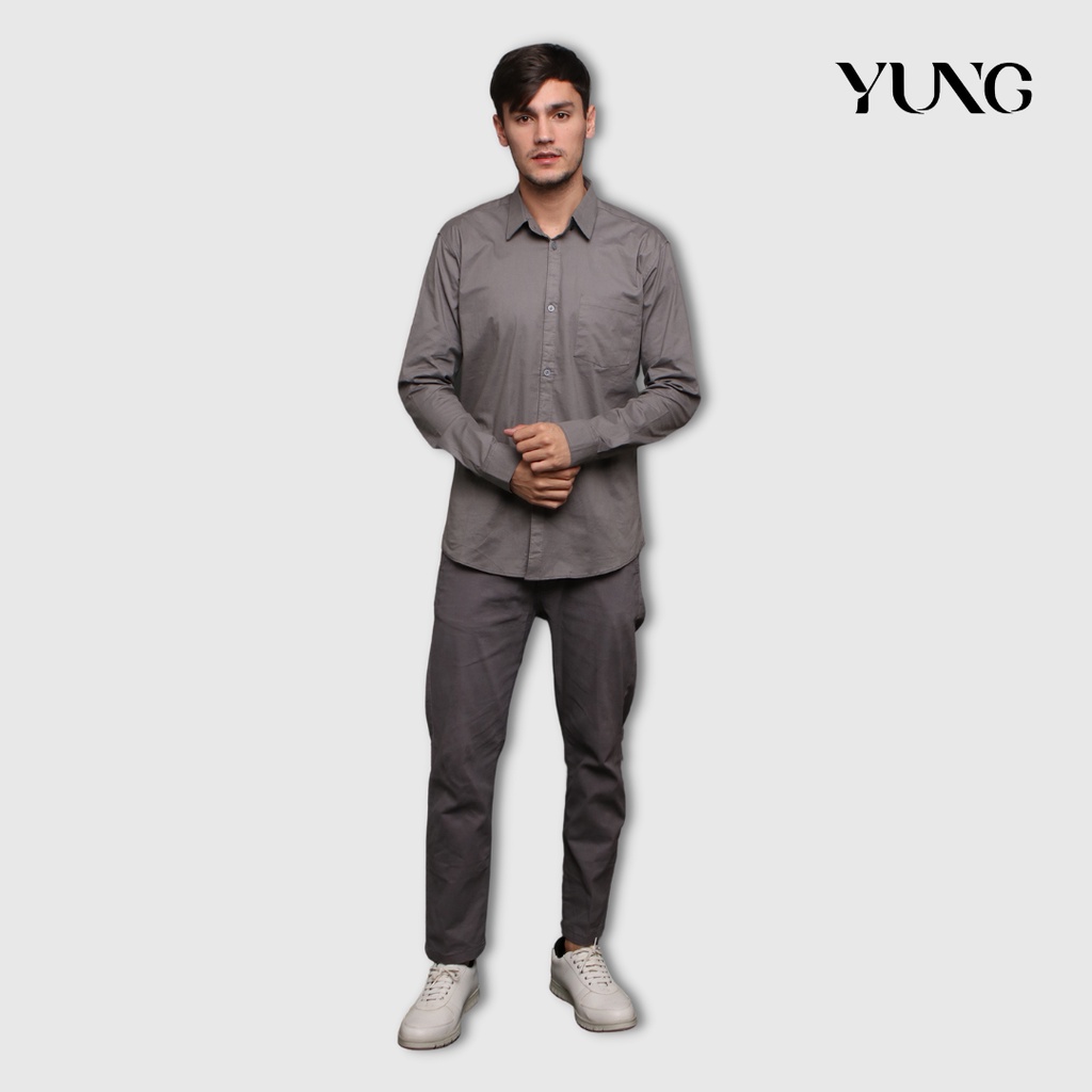 YUNG Kemeja Poplin Stretch Pria Slimfit