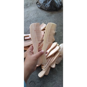 Sisir Kayu/ Wooden Comb/ Sisir Kayu Gagang/Sisir Rambut