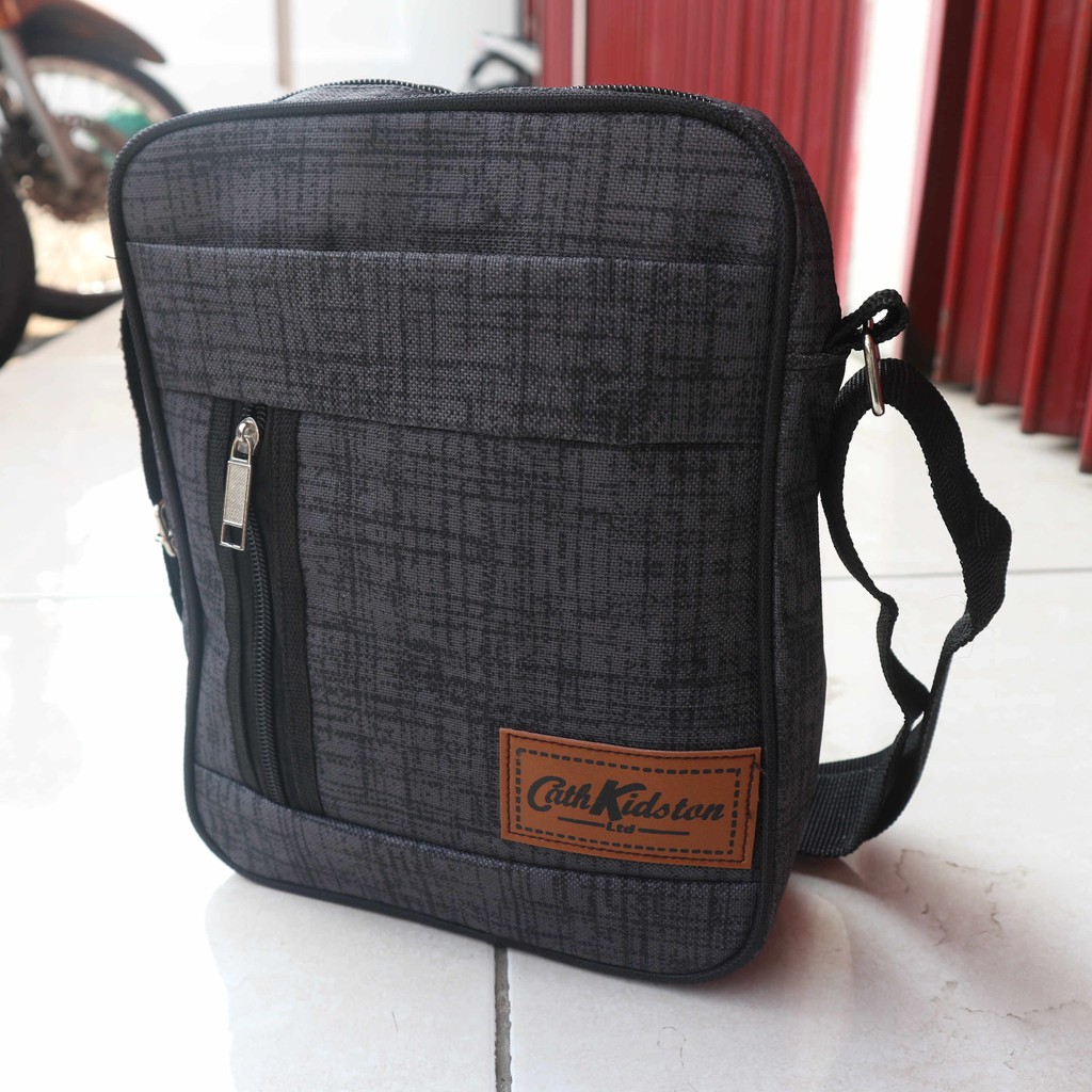 Tas Selempang DK Warna Abu Slingbag Jalan Kerja Kece Stylish Trendy