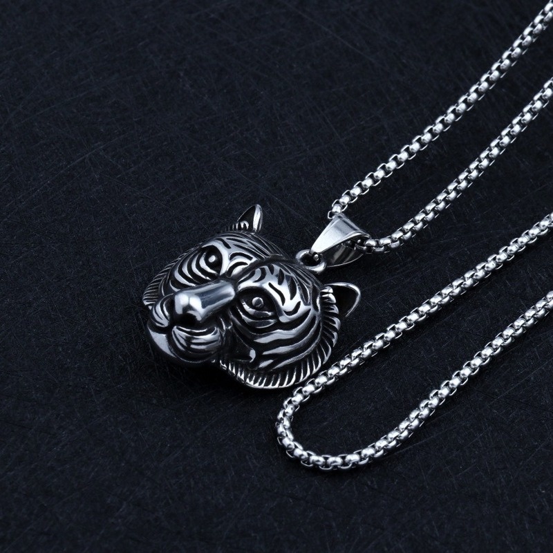 Kalung Liontin Kepala Harimau Bahan Stainless Steel Gaya Retro Eropa Amerika