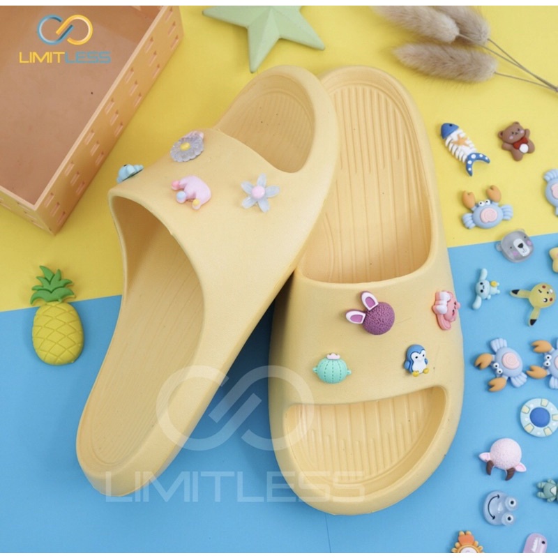 Zerolimit - Sandal Slipper Wanita Karakter Lucu Sandal Jelly Wanita Anti Air Sendal Rumah Slip On Cewek Bagus