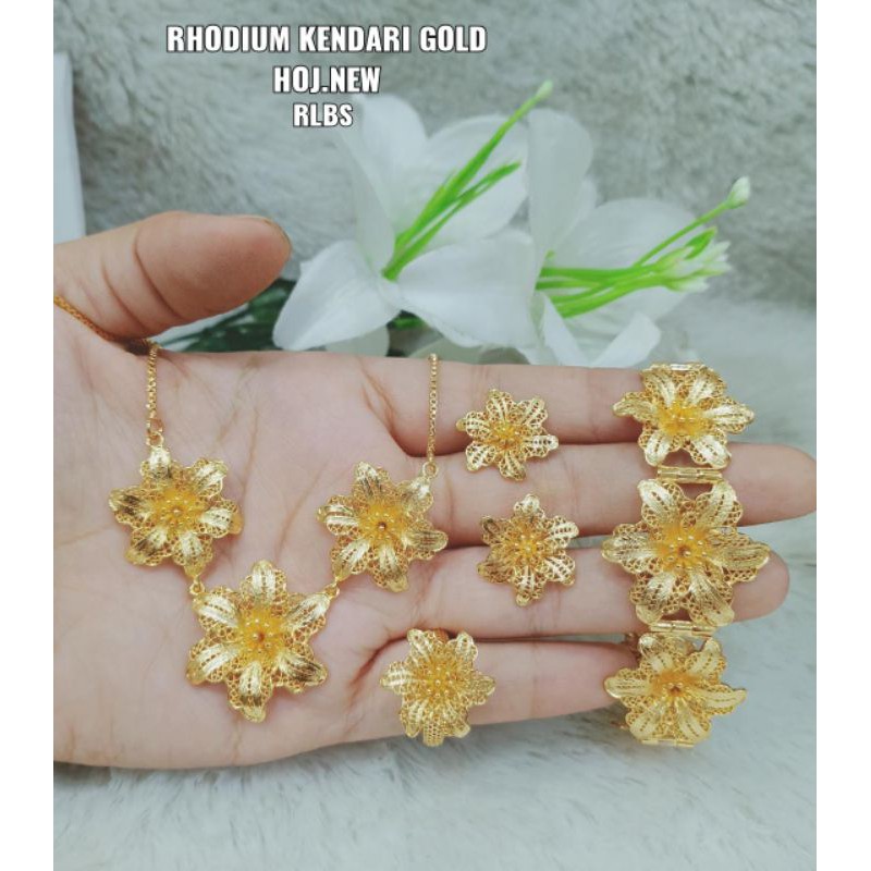 NBC.STAR : Bisa cod:Replika mas motif kendari,bahan vier asli,mirip seperti asli