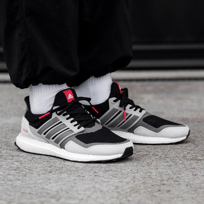 ultraboost black grey