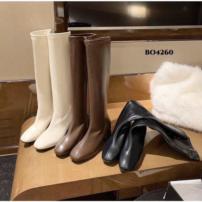 High knee boots beige