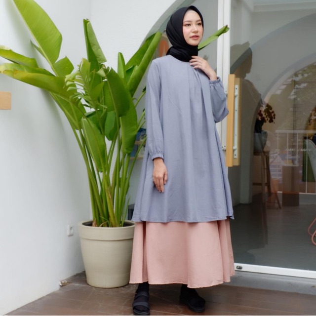 Twotone flowy ema daily