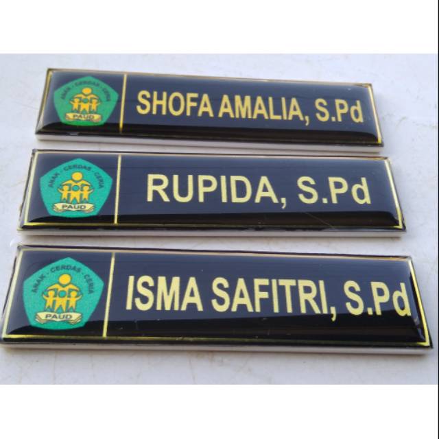 

Name tag pengait peniti