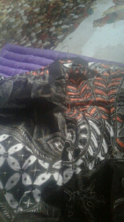 Naga Kemeja Batik Regular Hitam Manis M.l.xl.xxl