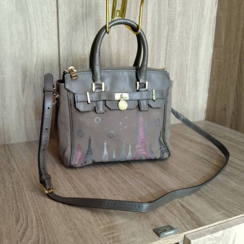 Tas ELEGANCE Paris Authentic Preloved Sling bag Second Branded