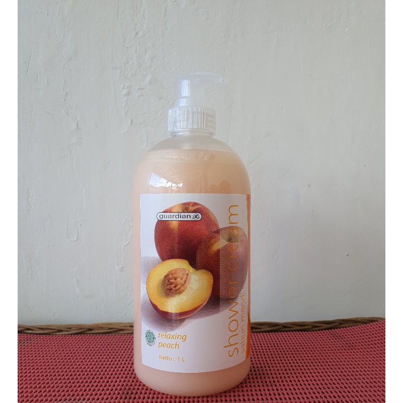 Guardian shower cream (Sabun mandi cair) Peach 1Liter