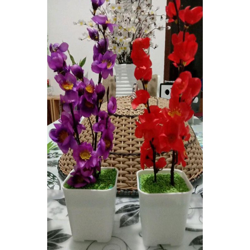 BUNGA PLASTIK SAKURA TANGKAI DENGAN POT