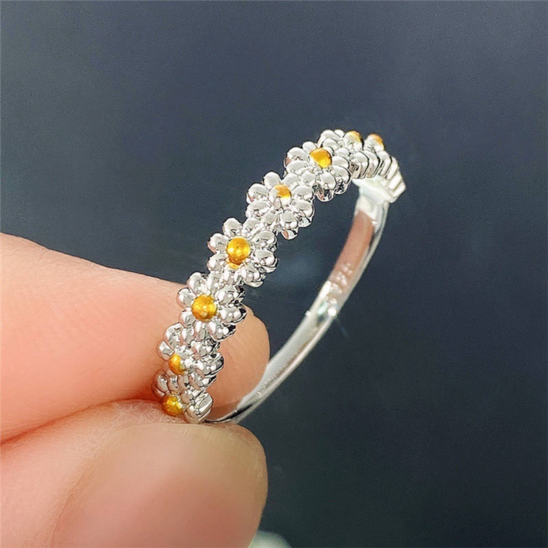 Cincin Model Terbuka Desain Bunga Matahari Daisy Dapat Disesuaikan Untuk Wanita