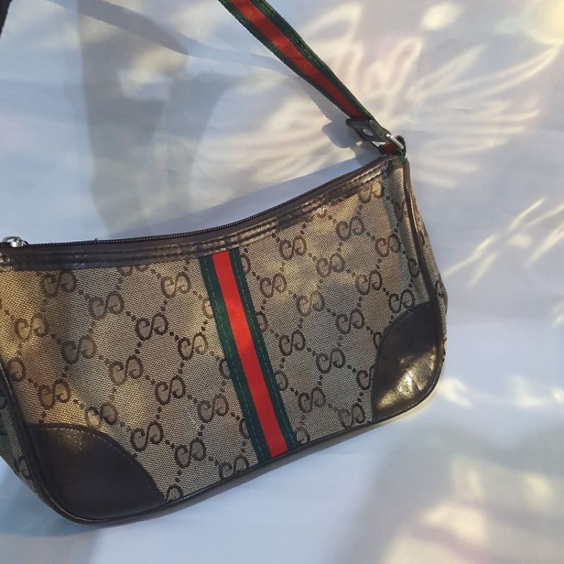 ala Gucci shoulder bag vintage
