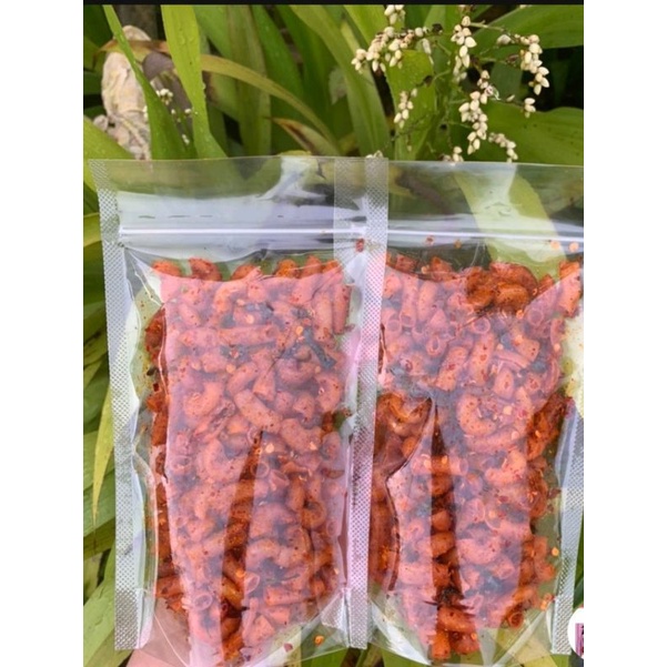 

Makaroni kriuk pedas daun jeruk isi 100gram