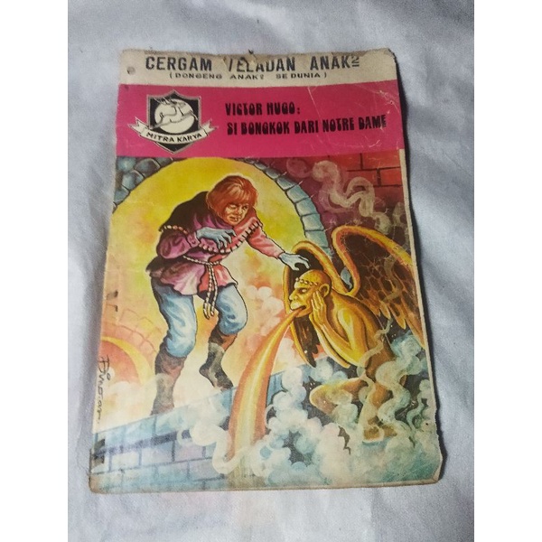 VICTOR HUGO SI BONGKOK DARI NOTRE DAME komik langka jadul original