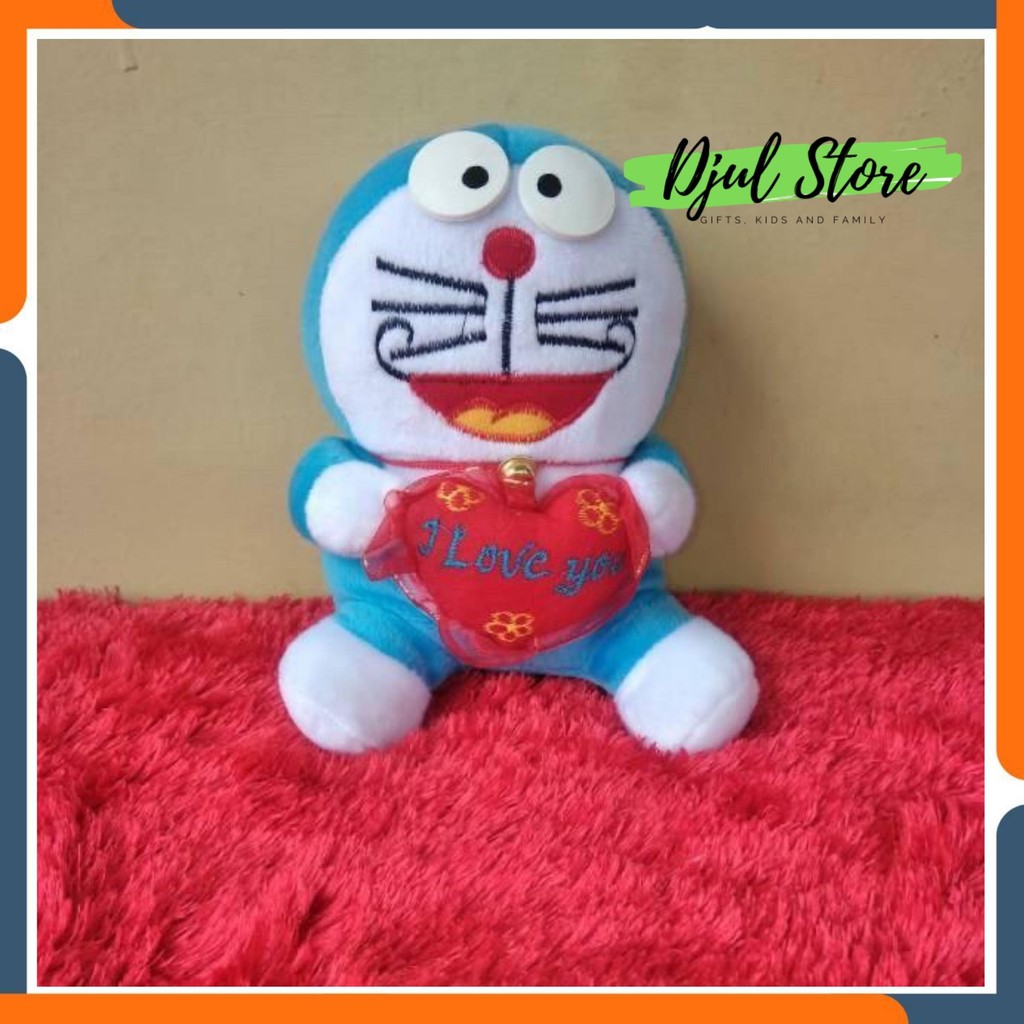 Boneka Doraemon Love Size S -20cm