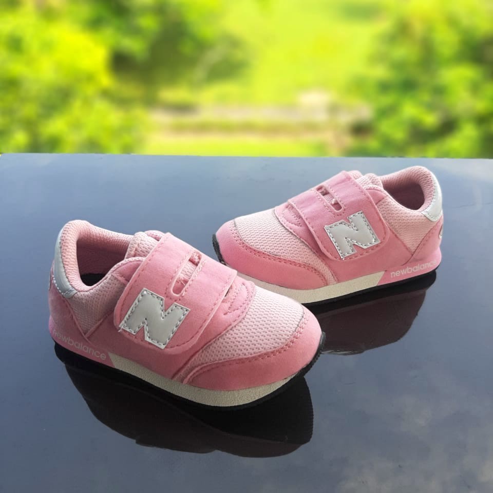 Sepatu Sneaker Anak 1 2 3 tahun SSL04 22-25 - Sepatu Sport Anak Laki Laki Perempuan