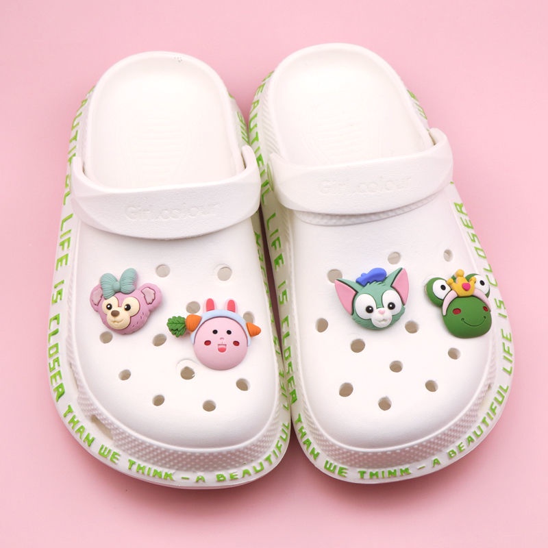 Crocs Gesper Stiker Lubang Sepatu Desain Kartun Bunga Crocs Disney Untuk Dekorasi Kulkas