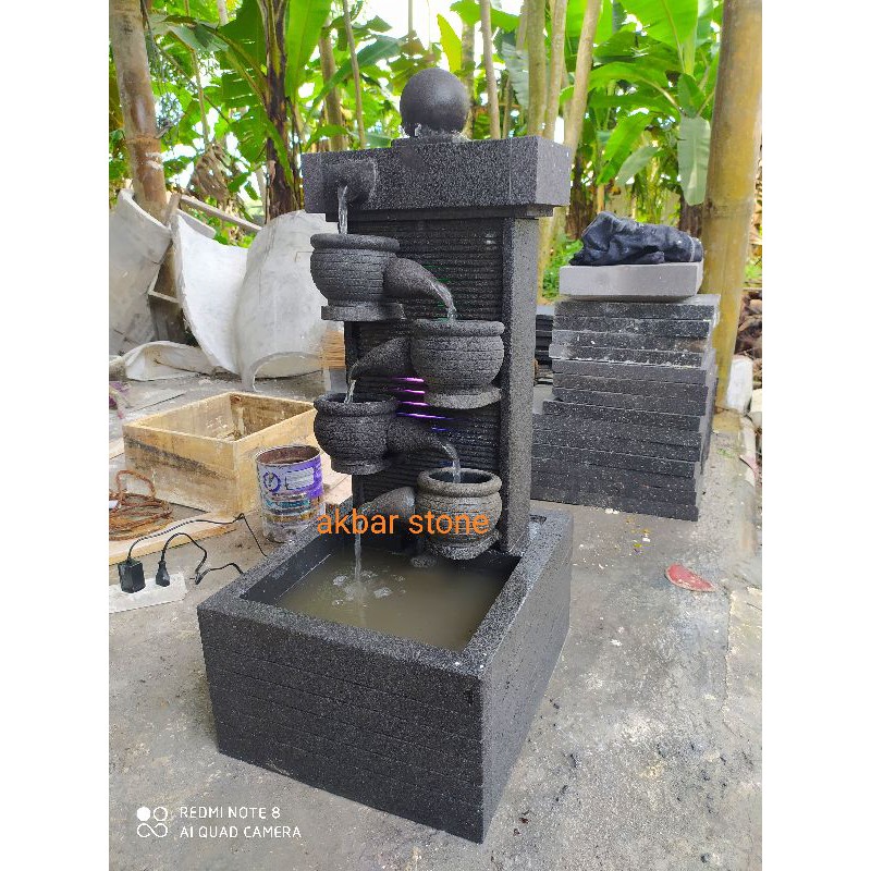 Air mancur taman batu alam