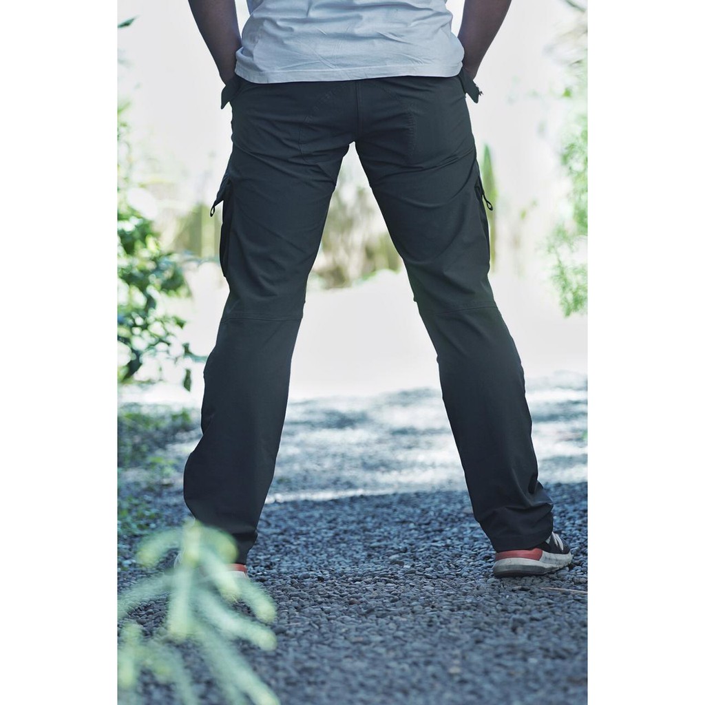 CELANA ARGAPURA TROUSERS