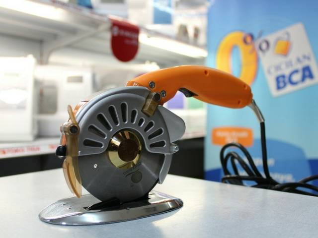 Mesin Potong Bahan Kain Servo Motor Rcs 100 Cheering Rs100 Shopee Indonesia