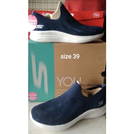 sepatu skechers cewek