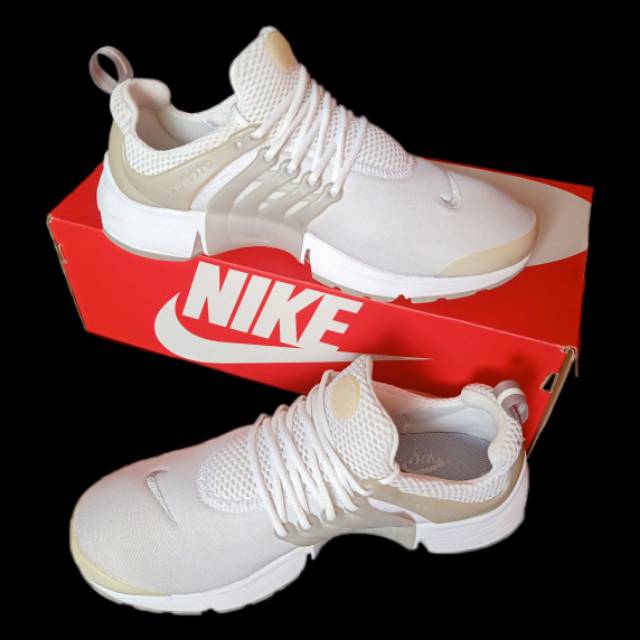 Sepatu Sneakers Pria NIKE AIR PRESTO ESSENTIAL Men's Shoes Casual Olahraga (Note: ada deffect kecil)
