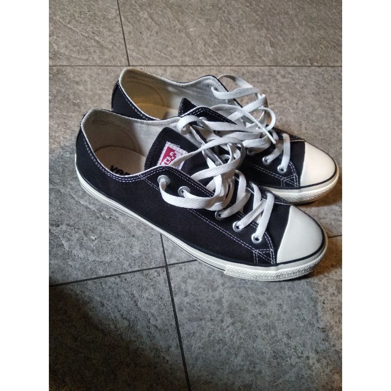 Sepatu ventela ethnic second